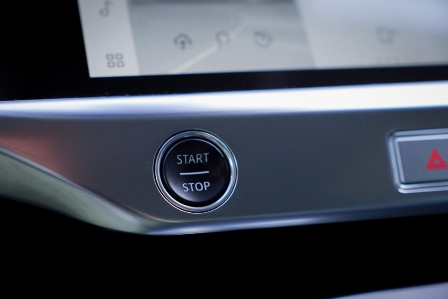 Jaguar I-PACE EV320 S Business Pack 90 kWh / Facelift / Trekhaak / Carplay / Marge
