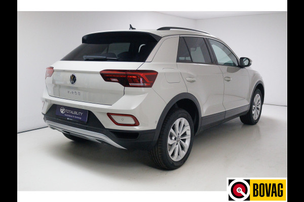 Volkswagen T-Roc 1.5 TSI Business Edition 150 PK | Stoel- Stuurverw. | IQdrive | Aut. inparkeren | Camera Dodehoek detectie, Navigatie, PDC V+A, Virtual cockpit, 4x op voorraad!