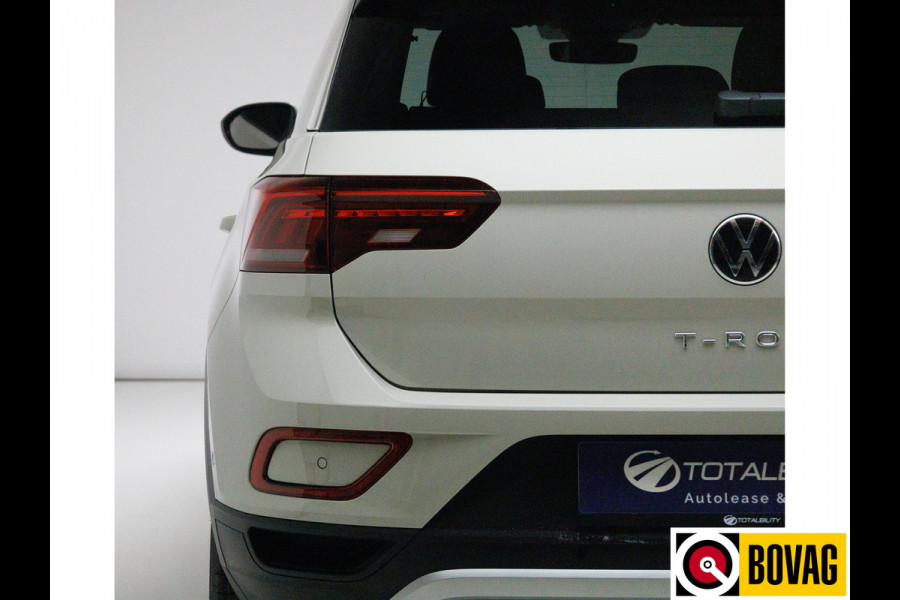 Volkswagen T-Roc 1.5 TSI Business Edition 150 PK | Stoel- Stuurverw. | IQdrive | Aut. inparkeren | Camera Dodehoek detectie, Navigatie, PDC V+A, Virtual cockpit, 4x op voorraad!