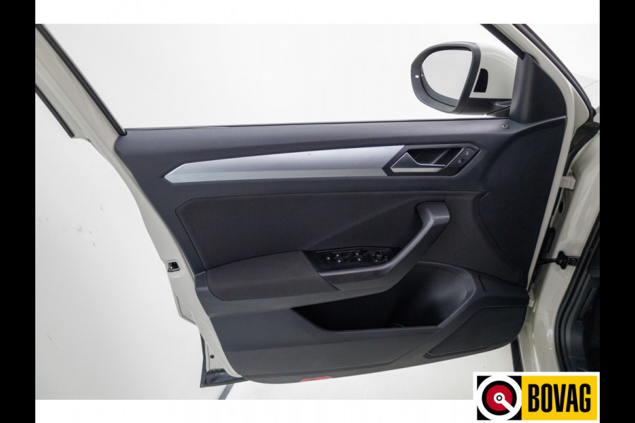 Volkswagen T-Roc 1.5 TSI Business Edition 150 PK | Stoel- Stuurverw. | IQdrive | Aut. inparkeren | Camera Dodehoek detectie, Navigatie, PDC V+A, Virtual cockpit, 4x op voorraad!