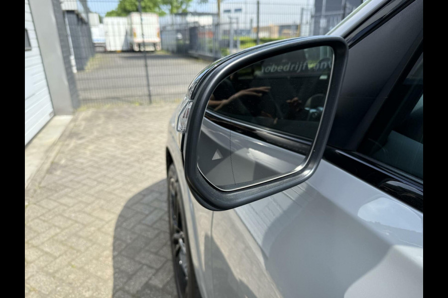 Mercedes-Benz GLE 400 e 4MATIC AMG LUCHTVERING PANO MASSAGE STOEL 360 camera