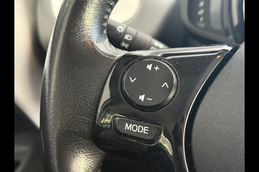 Toyota Aygo 1.0 VVT-i x-play limited Navi Camera