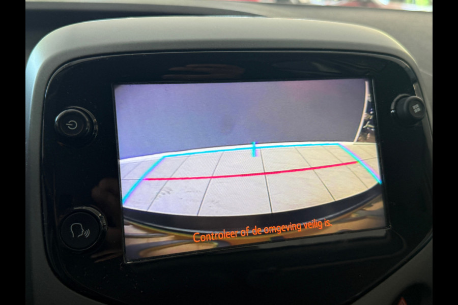 Toyota Aygo 1.0 VVT-i x-play limited Navi Camera