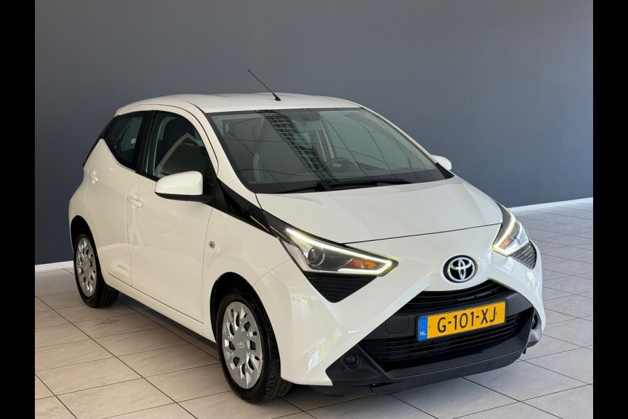 Toyota Aygo 1.0 VVT-i x-play limited Navi Camera
