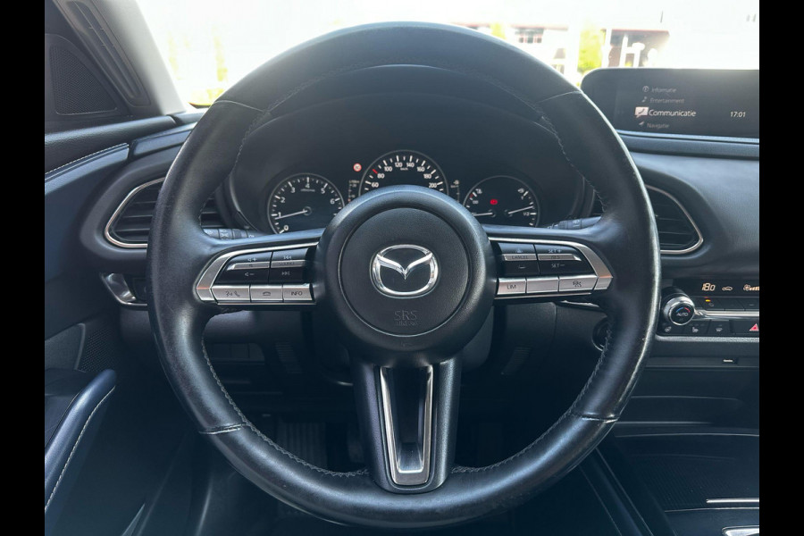 Mazda CX-30 2.0 e-SkyActiv-X M Hybrid Comfort | TREKHAAK AFNEEMBAAR | CAMERA | STOELVERWARMING |
