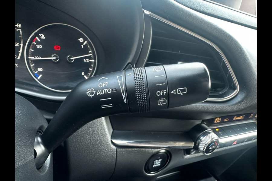 Mazda CX-30 2.0 e-SkyActiv-X M Hybrid Comfort | TREKHAAK AFNEEMBAAR | CAMERA | STOELVERWARMING |