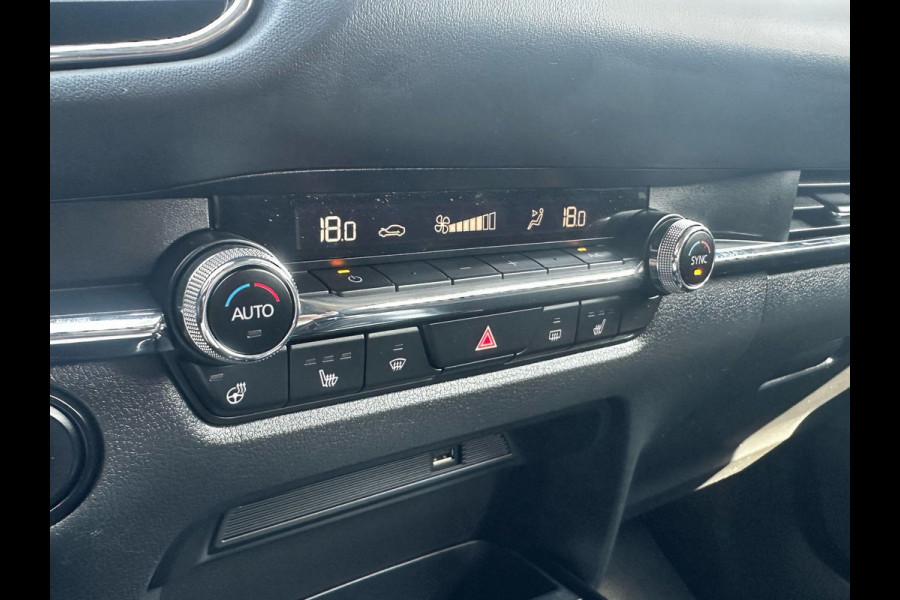 Mazda CX-30 2.0 e-SkyActiv-X M Hybrid Comfort | TREKHAAK AFNEEMBAAR | CAMERA | STOELVERWARMING |