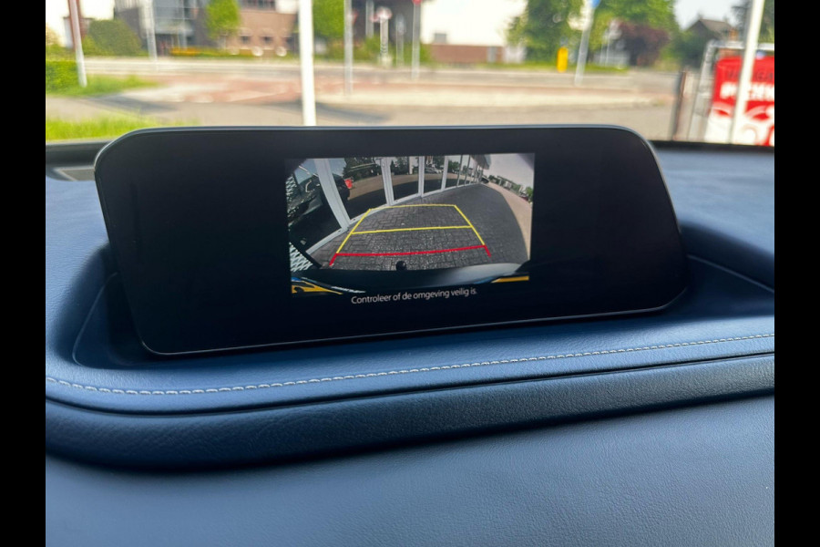 Mazda CX-30 2.0 e-SkyActiv-X M Hybrid Comfort | TREKHAAK AFNEEMBAAR | CAMERA | STOELVERWARMING |