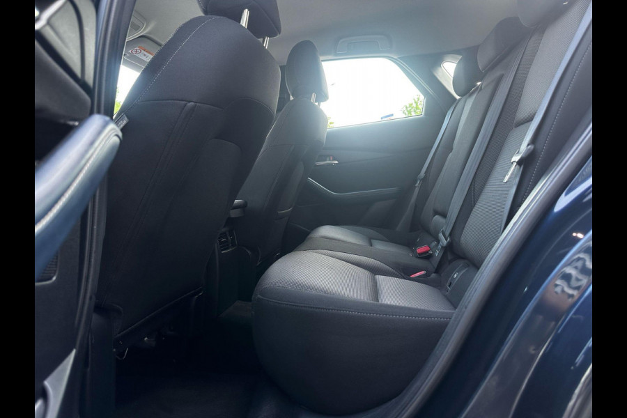 Mazda CX-30 2.0 e-SkyActiv-X M Hybrid Comfort | TREKHAAK AFNEEMBAAR | CAMERA | STOELVERWARMING |