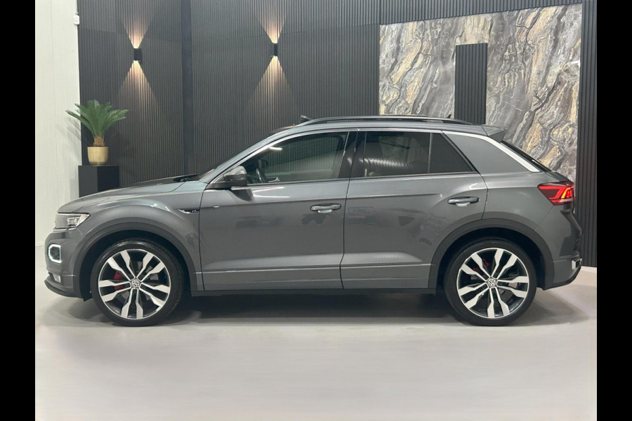 Volkswagen T-Roc 1.5 TSI DSG R-Line|Pano|Virtual|Camera|BOMVOL
