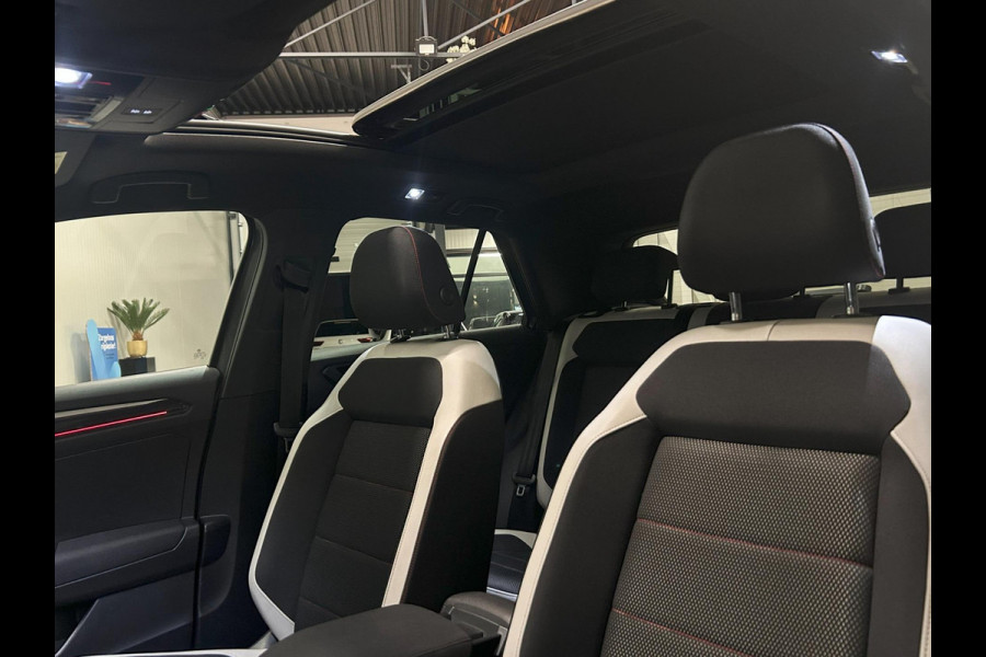 Volkswagen T-Roc 1.5 TSI DSG R-Line|Pano|Virtual|Camera|BOMVOL