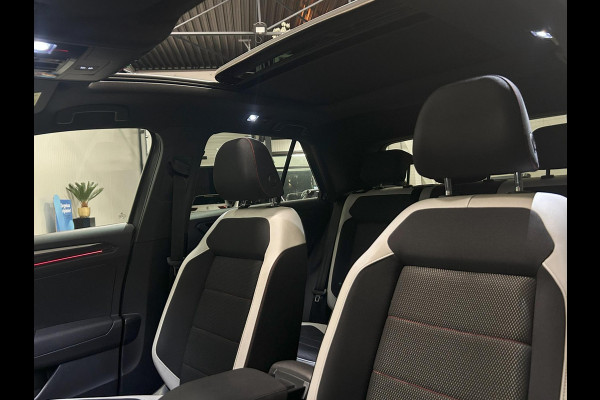 Volkswagen T-Roc 1.5 TSI DSG R-Line|Pano|Virtual|Camera|BOMVOL