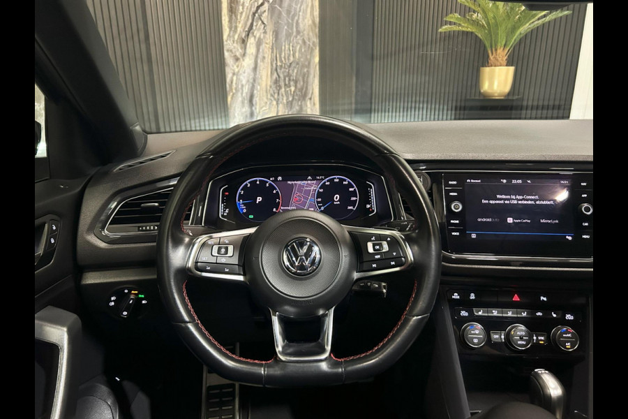 Volkswagen T-Roc 1.5 TSI DSG R-Line|Pano|Virtual|Camera|BOMVOL