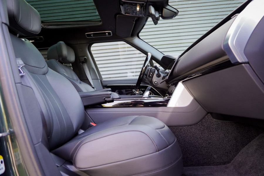 Land Rover Range Rover 3.0 P550e Autobiography PHEV / Pano / Massage / Comfort pack / 5jr Garantie / Belgravia