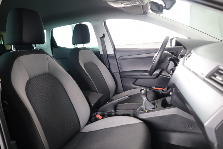 Seat Ibiza 1.0 TSI Style Business Intense 95 pk | Navigatie | Parkeersensoren | Achteruitrijcamera | Cruise control | Autom. airco | Apple Carplay/Android Auto |
