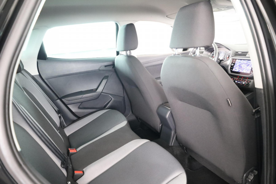 Seat Ibiza 1.0 TSI Style Business Intense 95 pk | Navigatie | Parkeersensoren | Achteruitrijcamera | Cruise control | Autom. airco | Apple Carplay/Android Auto |