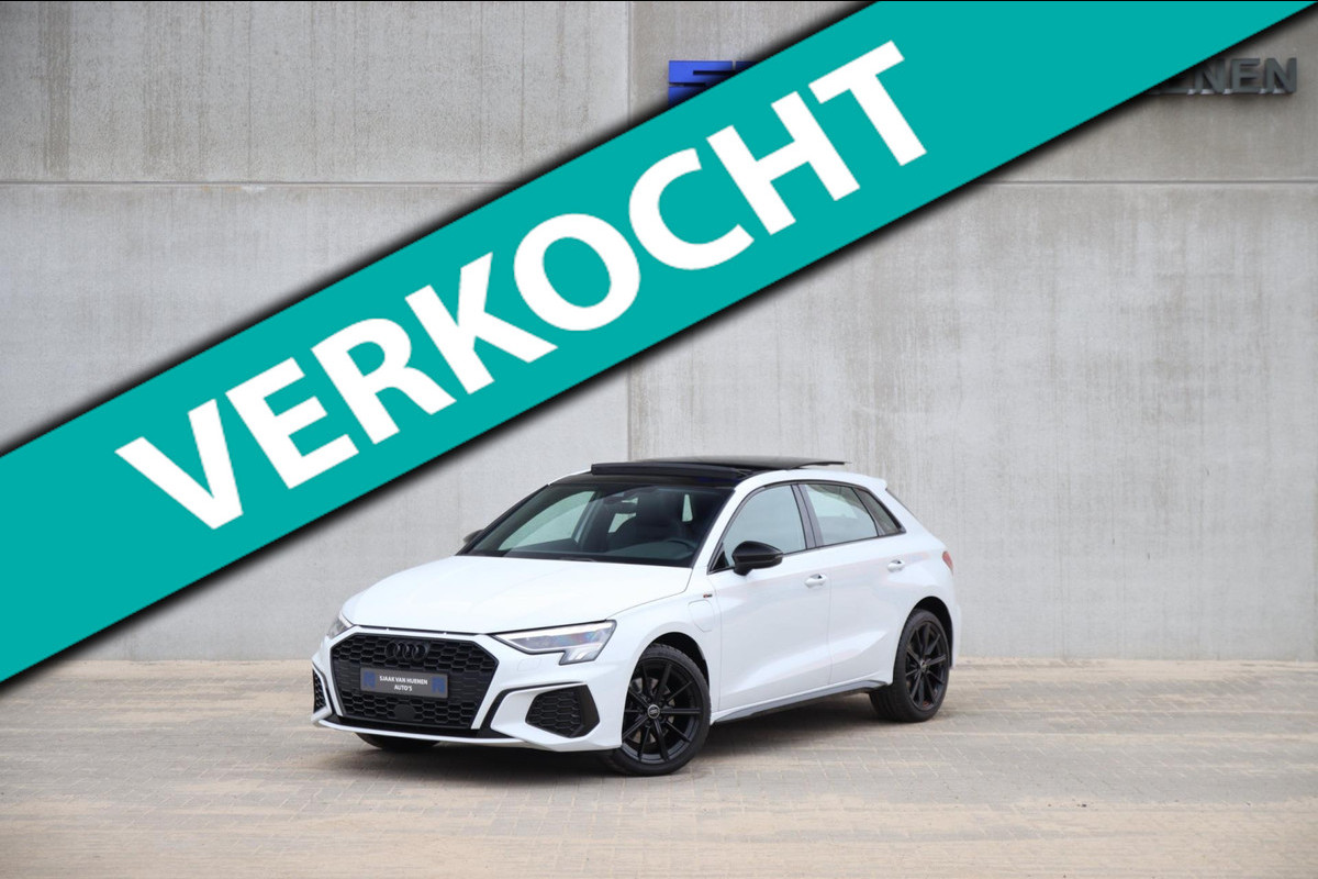Audi A3 Sportback 40 TFSI e PHEV S Edition S-line 204pk S-Tronic! Panoramadak|Virtual Cockpit|Kuipstoelen|LED Matrix|Camera|Black Audi A3 Sportback 40 TFSI e PHEV S Edition S-line 204pk S-Tronic! Panoramadak|Virtual Cockpit|Kuipstoelen|LED Matrix|Camera|Black