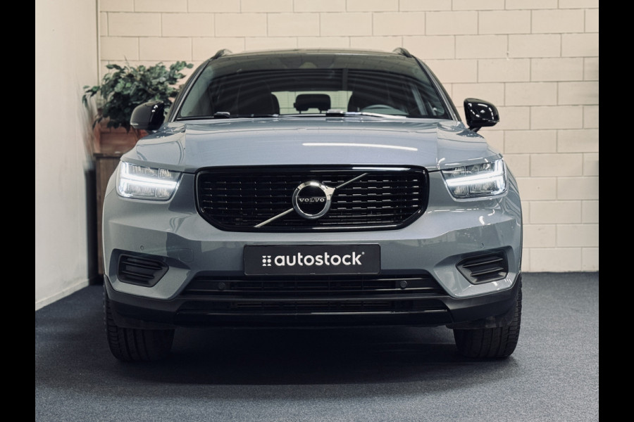 Volvo XC40 T5 Recharge R-Design | 20" | Panorama | Camera