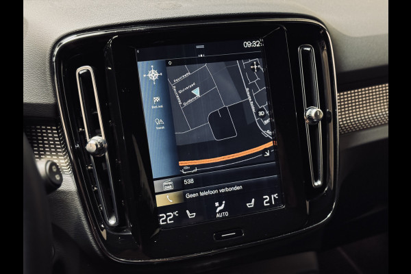 Volvo XC40 T5 Recharge R-Design | 20" | Panorama | Camera