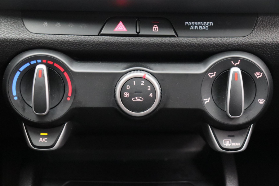 Kia Stonic 1.0 T-GDi DynamicLine *Origineel Nederlands* Carplay Camera Climate-control Cruise