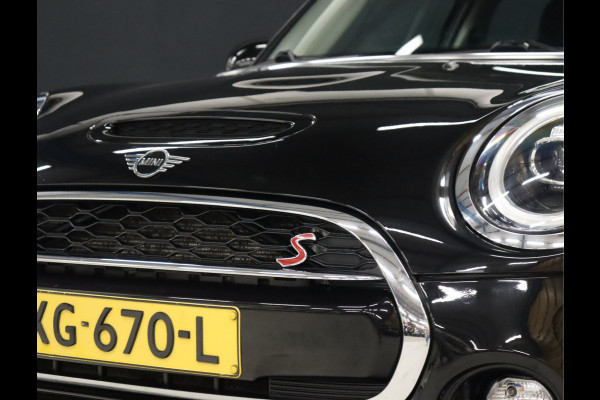 MINI Mini 2.0 Cooper S [STOELVERWARMING, SPORTSTOELEN, ALARM KLASSE 3, UNION JACK ACHTERLICHT, KEYLESS, CRUISE CONTROL, PARKEERSENSOREN, NIEUWSTAAT]