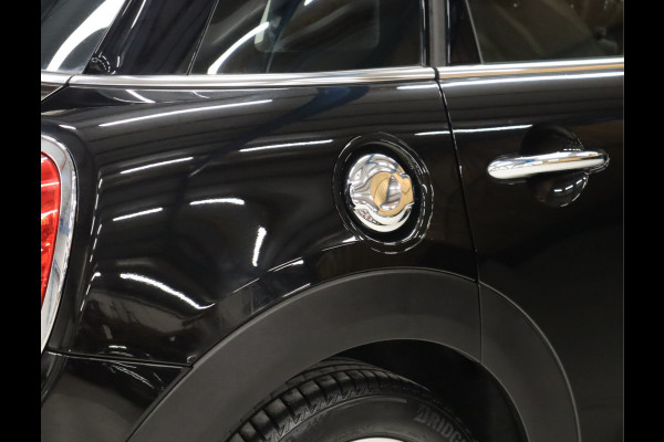 MINI Mini 2.0 Cooper S [STOELVERWARMING, SPORTSTOELEN, ALARM KLASSE 3, UNION JACK ACHTERLICHT, KEYLESS, CRUISE CONTROL, PARKEERSENSOREN, NIEUWSTAAT]