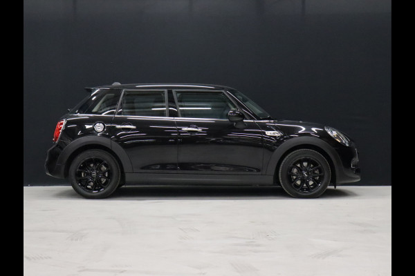 MINI Mini 2.0 Cooper S [STOELVERWARMING, SPORTSTOELEN, ALARM KLASSE 3, UNION JACK ACHTERLICHT, KEYLESS, CRUISE CONTROL, PARKEERSENSOREN, NIEUWSTAAT]