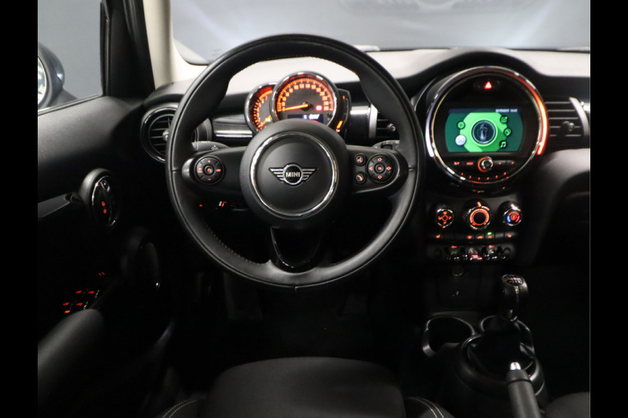 MINI Mini 2.0 Cooper S [STOELVERWARMING, SPORTSTOELEN, ALARM KLASSE 3, UNION JACK ACHTERLICHT, KEYLESS, CRUISE CONTROL, PARKEERSENSOREN, NIEUWSTAAT]