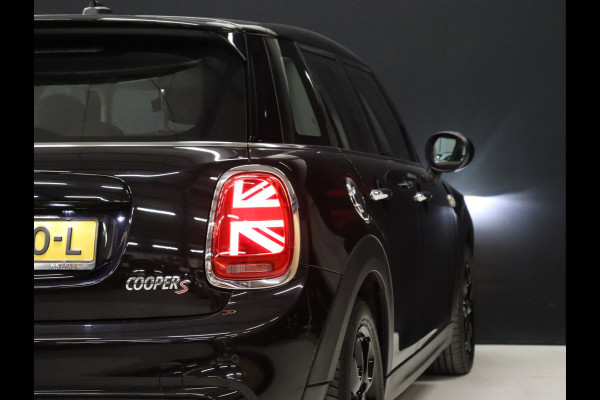 MINI Mini 2.0 Cooper S [STOELVERWARMING, SPORTSTOELEN, ALARM KLASSE 3, UNION JACK ACHTERLICHT, KEYLESS, CRUISE CONTROL, PARKEERSENSOREN, NIEUWSTAAT]