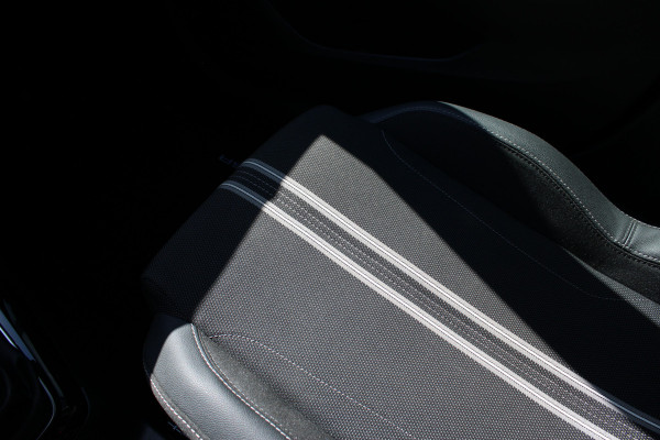 Opel Corsa 1.2 Turbo GS | BLIS | Carplay | Camera | Nieuw model | Cruise Control