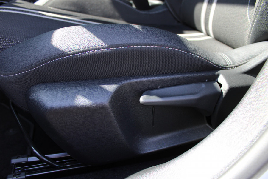 Opel Corsa 1.2 Turbo GS | BLIS | Carplay | Camera | Nieuw model | Cruise Control