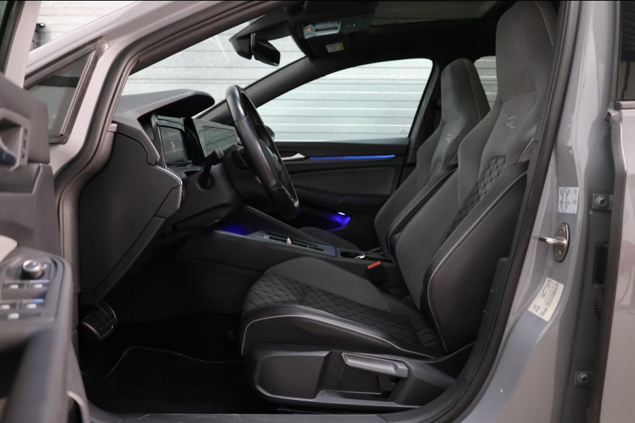 Volkswagen Golf 1.5 eTSI R-Line IQ+LED/VIRTUAL/SFEER/ALCANTARA+S.VERWARMING/18" LMV/CAM/LINE/ACC/ECC/12 MDN GARANTIE!
