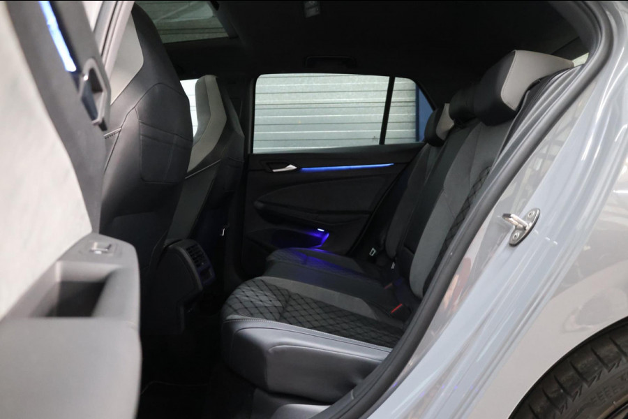 Volkswagen Golf 1.5 eTSI R-Line IQ+LED/VIRTUAL/SFEER/ALCANTARA+S.VERWARMING/18" LMV/CAM/LINE/ACC/ECC/12 MDN GARANTIE!