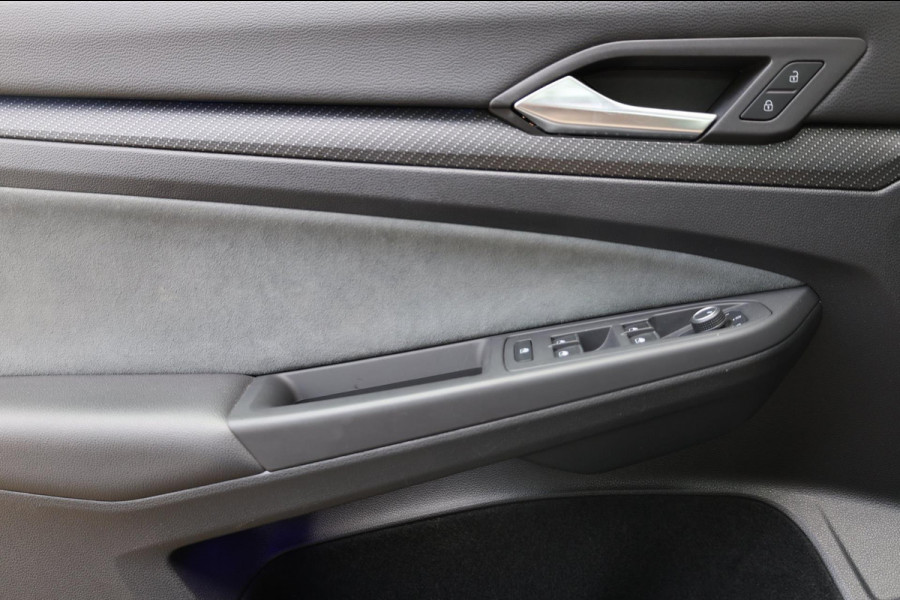 Volkswagen Golf 1.5 eTSI R-Line IQ+LED/VIRTUAL/SFEER/ALCANTARA+S.VERWARMING/18" LMV/CAM/LINE/ACC/ECC/12 MDN GARANTIE!