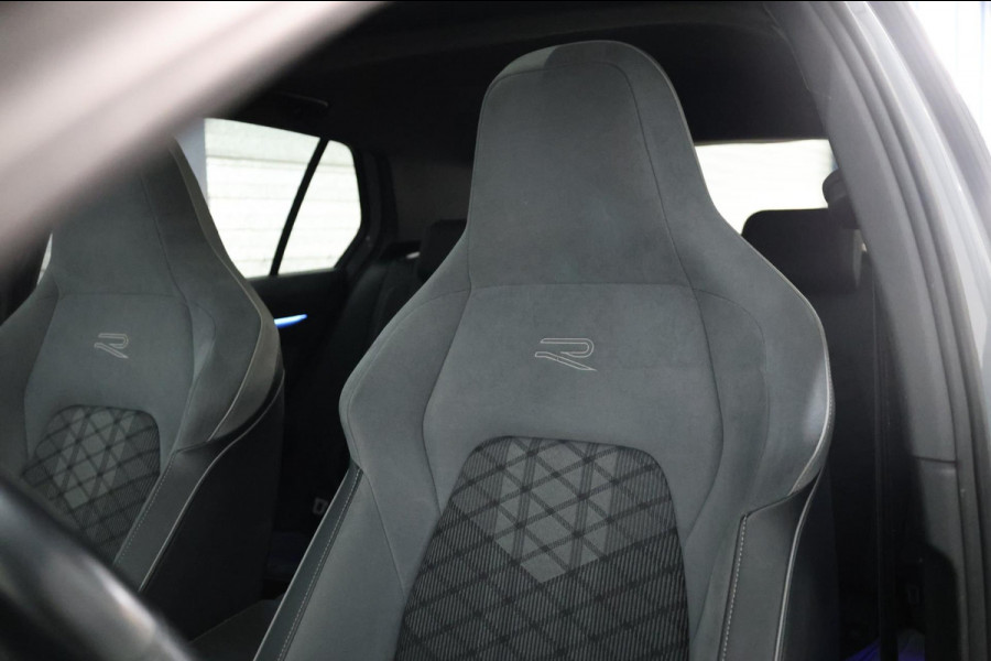 Volkswagen Golf 1.5 eTSI R-Line IQ+LED/VIRTUAL/SFEER/ALCANTARA+S.VERWARMING/18" LMV/CAM/LINE/ACC/ECC/12 MDN GARANTIE!