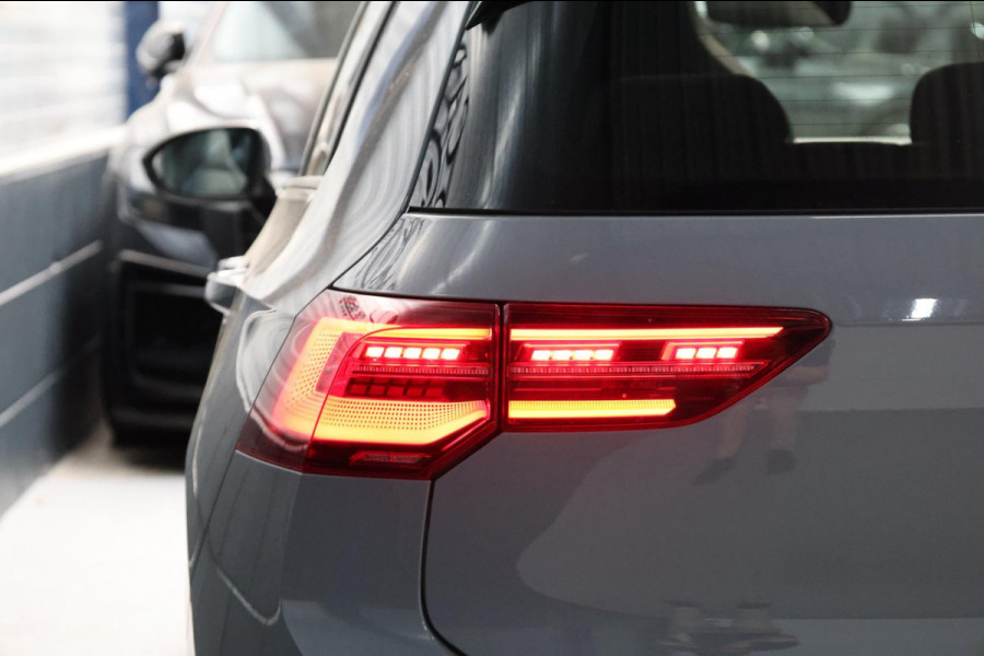 Volkswagen Golf 1.5 eTSI R-Line IQ+LED/VIRTUAL/SFEER/ALCANTARA+S.VERWARMING/18" LMV/CAM/LINE/ACC/ECC/12 MDN GARANTIE!
