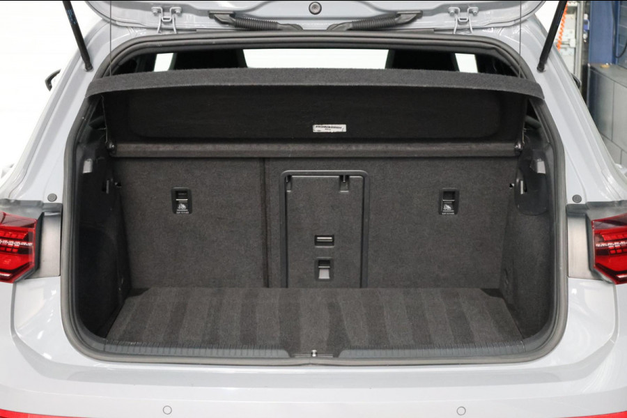 Volkswagen Golf 1.5 eTSI R-Line IQ+LED/VIRTUAL/SFEER/ALCANTARA+S.VERWARMING/18" LMV/CAM/LINE/ACC/ECC/12 MDN GARANTIE!