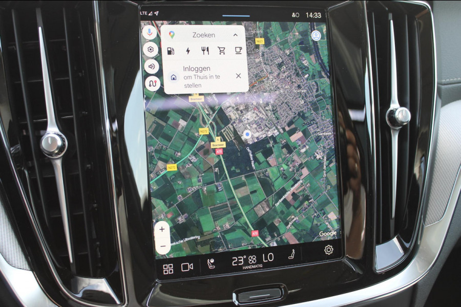 Volvo V60 T6 350PK Automaat Plug-in hybrid AWD Ultra Dark Head-Up display / Pilot assist / Adaptive cruise control / Elektrische achterklep / Panoramadak / Keyless entry / Google services / Lederen bekleding /