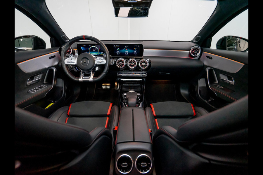 Mercedes-Benz A-Klasse AMG 35 4MATIC | Aero pakket | Akrapovic | Performance stoelen