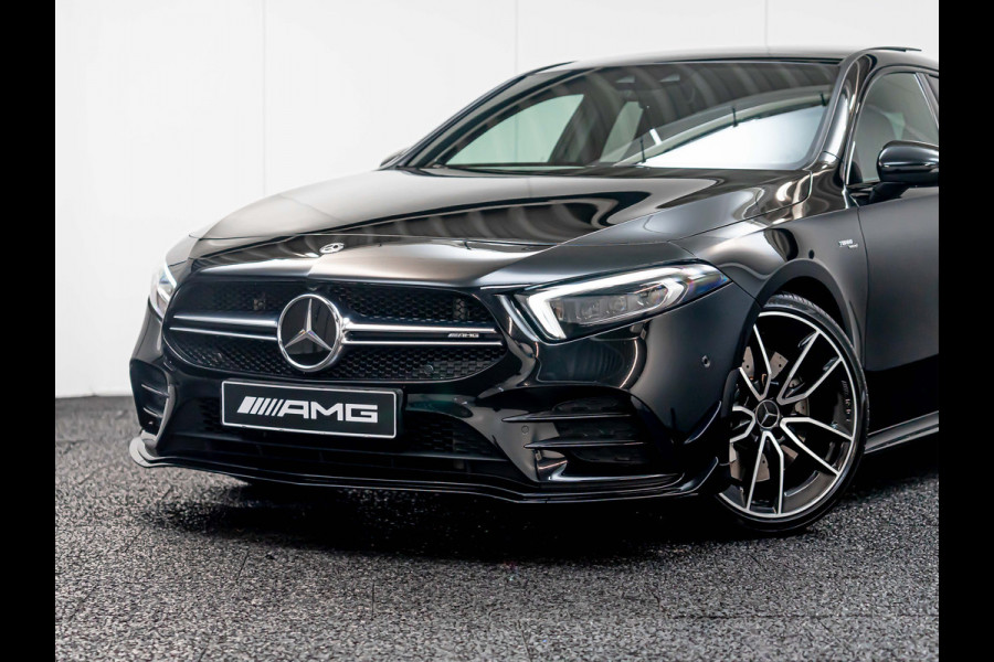 Mercedes-Benz A-Klasse AMG 35 4MATIC | Aero pakket | Akrapovic | Performance stoelen