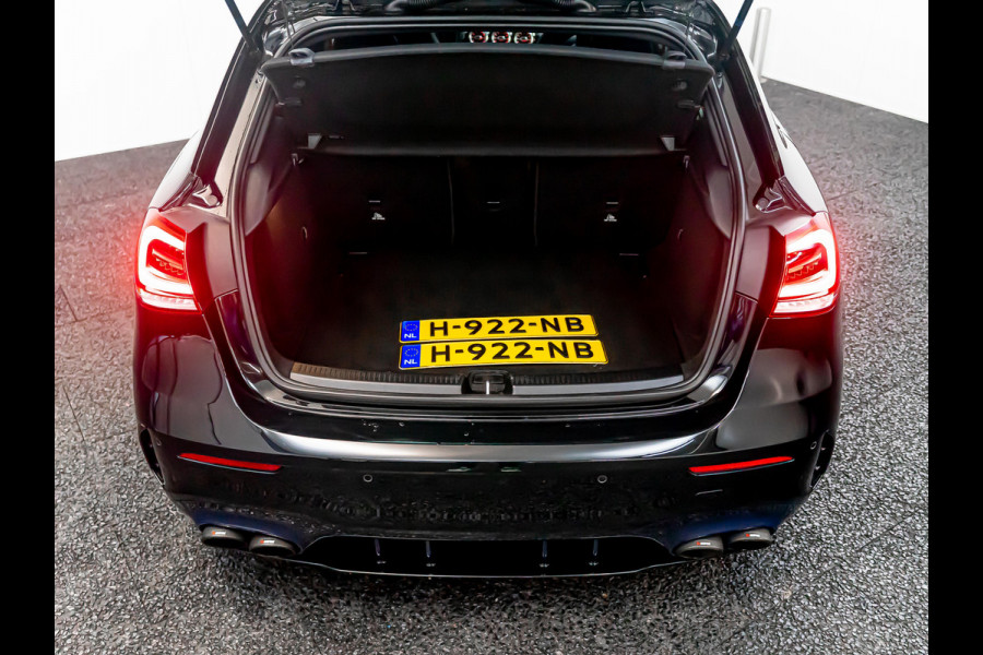 Mercedes-Benz A-Klasse AMG 35 4MATIC | Aero pakket | Akrapovic | Performance stoelen
