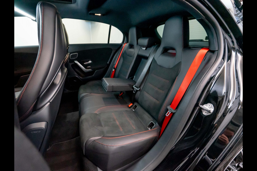 Mercedes-Benz A-Klasse AMG 35 4MATIC | Aero pakket | Akrapovic | Performance stoelen