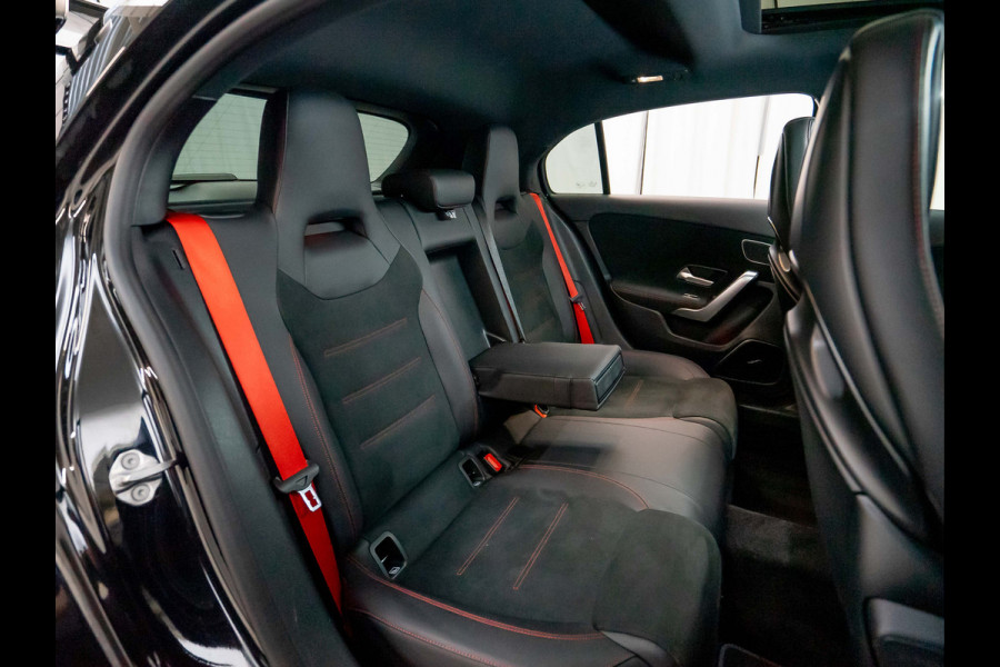 Mercedes-Benz A-Klasse AMG 35 4MATIC | Aero pakket | Akrapovic | Performance stoelen