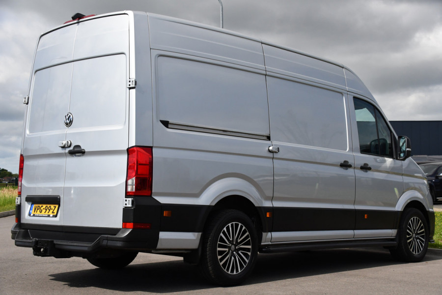 Volkswagen Crafter 35 2.0 TDI L3H3 Highline Adaptieve Cruise, Camera, Carplay, LED, Multimedia, 140PK, Automaat, 2 x Schuifdeur, Stoelverwarming, Uniek!