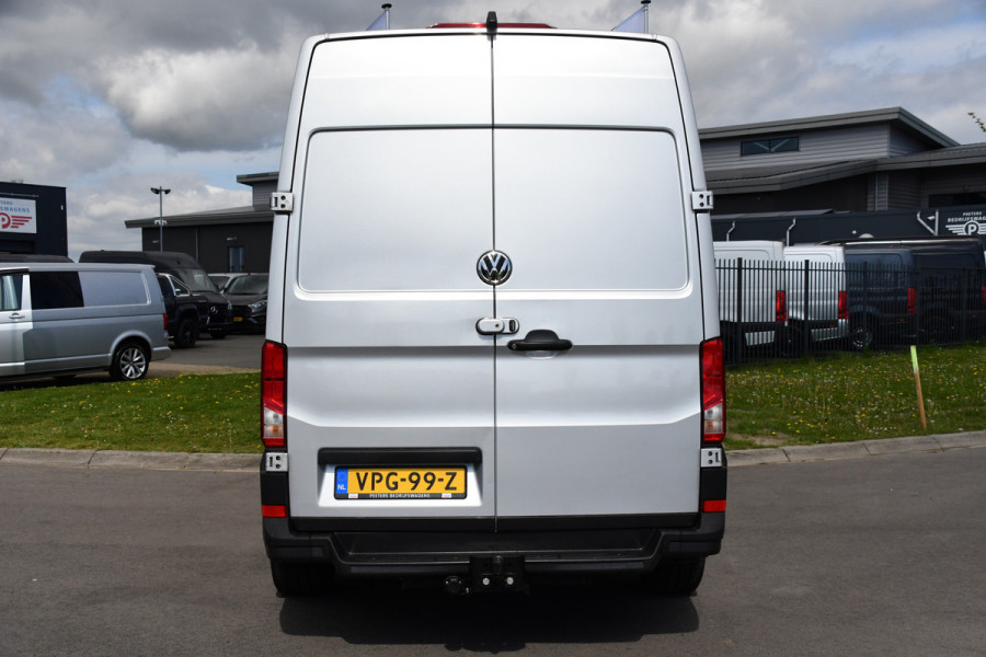 Volkswagen Crafter 35 2.0 TDI L3H3 Highline Adaptieve Cruise, Camera, Carplay, LED, Multimedia, 140PK, Automaat, 2 x Schuifdeur, Stoelverwarming, Uniek!