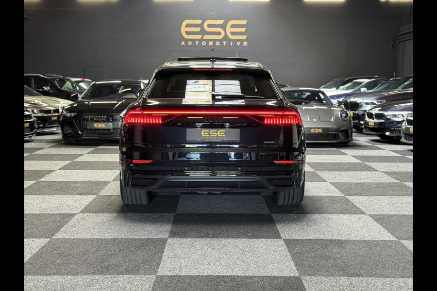 Audi Q8 60 TFSI e quattro Competition | B&O 3D | RS Stoelen | Panoramadak | Head-up | Softclose | 360