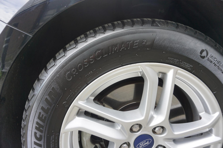 Ford FOCUS Wagon 1.0 EcoBoost 125PK zeldzaam compleet Technology +Parking+Comfortpakket