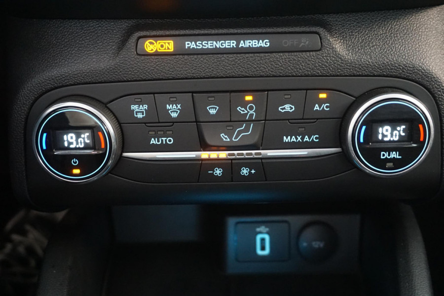 Ford FOCUS Wagon 1.0 EcoBoost 125PK zeldzaam compleet Technology +Parking+Comfortpakket