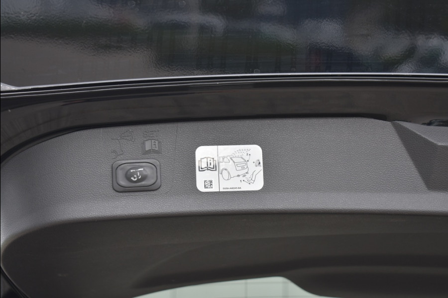 Ford Kuga 1.5 EcoB. Titanium150pk Full options
