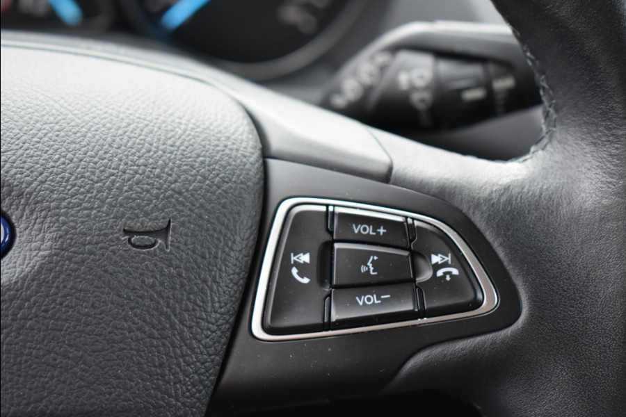 Ford Kuga 1.5 EcoB. Titanium150pk Full options